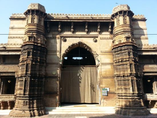Rani Rupamati's Mosque